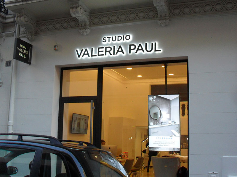 Studio-Valeria-Enseigne